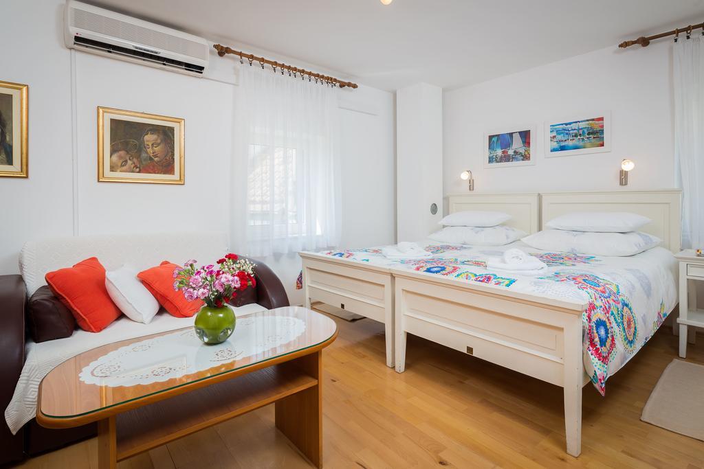 Apartments Sunce Split Bagian luar foto